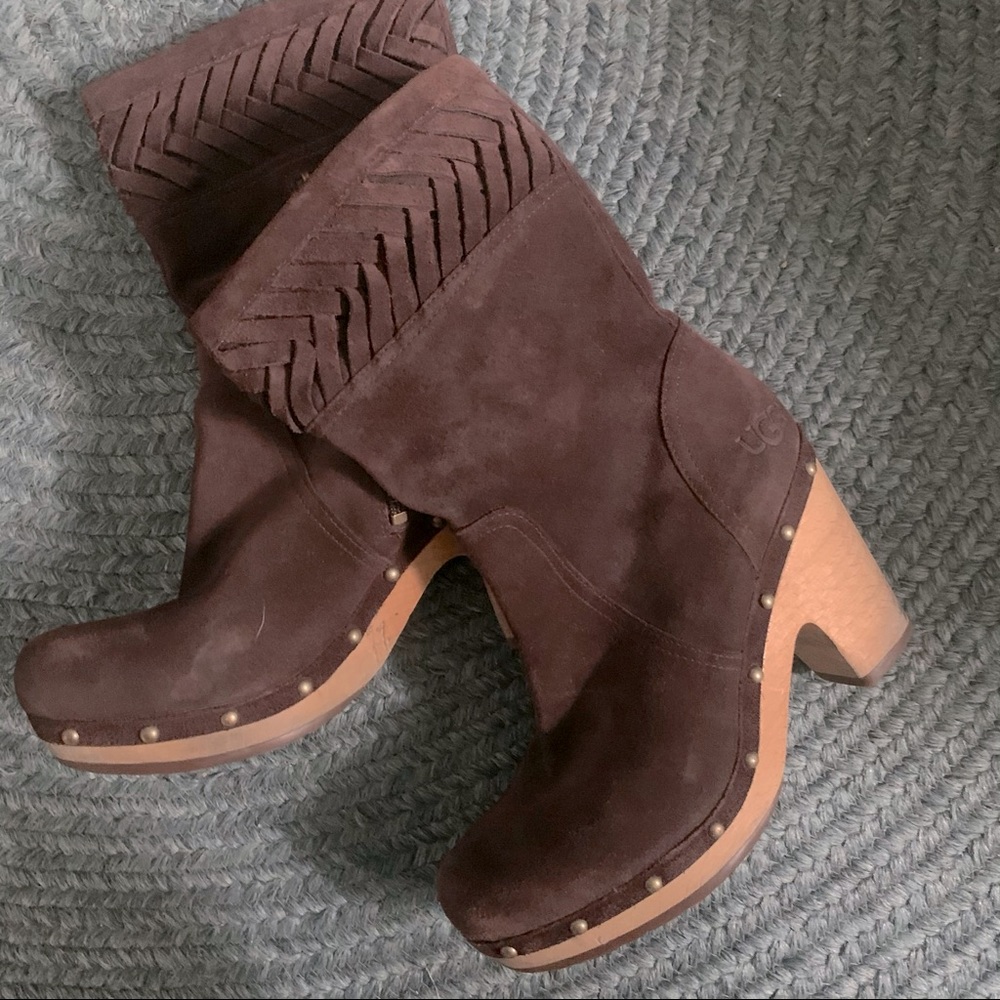 UGG brown suede boots 8